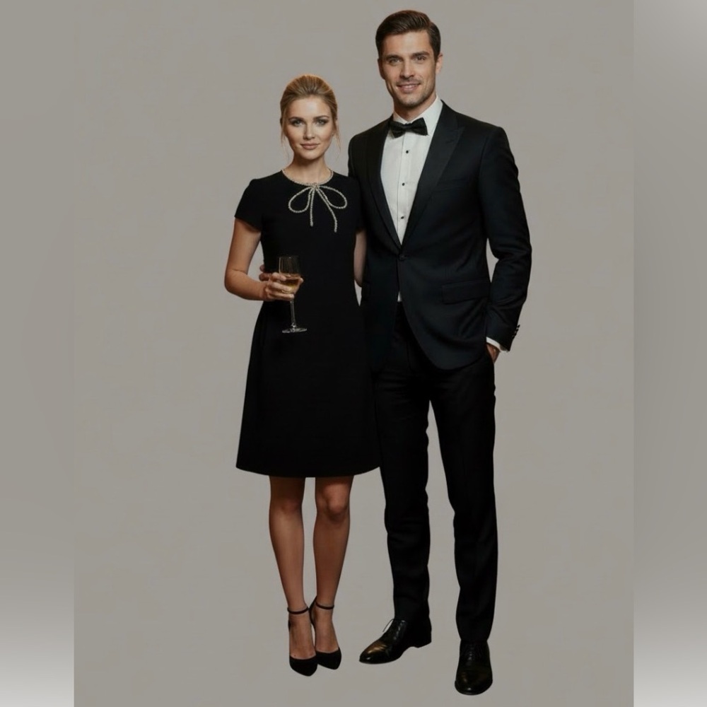 KATE SPADE New York Elegant Black Dress 
Jewel shaped Bow Detail
Size 4 - Picture 3 of 14